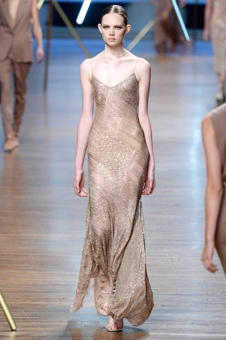 Look 31 Photo: Yannis Viamos/Indigitalimages.com 