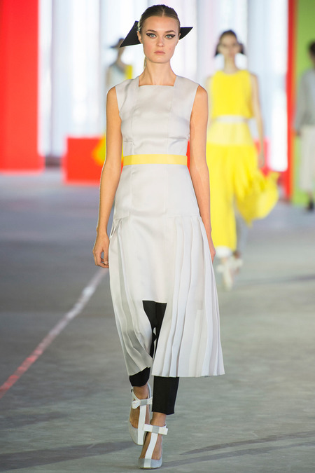 Roksana Ilincic, Spring 2014, Look 10 Photo: Yannis Vlamos/Indigitalimages.com