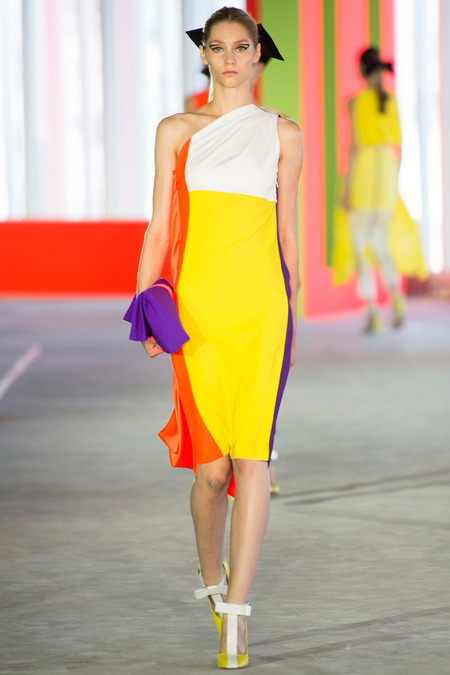 Roksana Ilincic, Spring 2014, Look 14 Photo: Yannis Vlamos/Indigitalimages.com