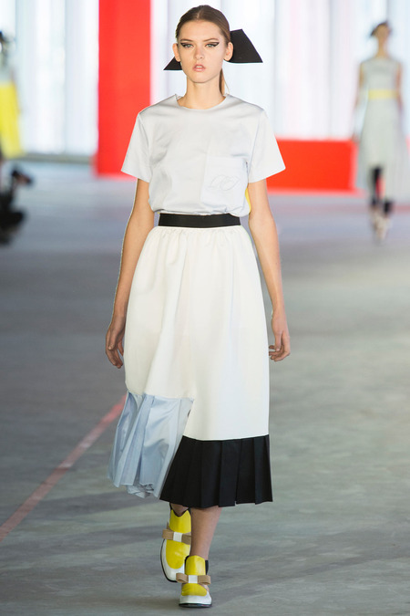 Roksana Ilincic, Spring 2014, Look 9 Photo: Yannis Vlamos/Indigitalimages.com