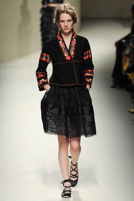 Alberta Ferretti, Spring 2014, Look 27 Photo: Yannis Vlamos/Indigitalimages.com