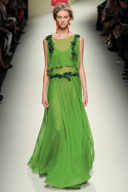 Alberta Ferretti, Spring 2014, Look 44 Photo: Yannis Vlamos/Indigitalimages.com
