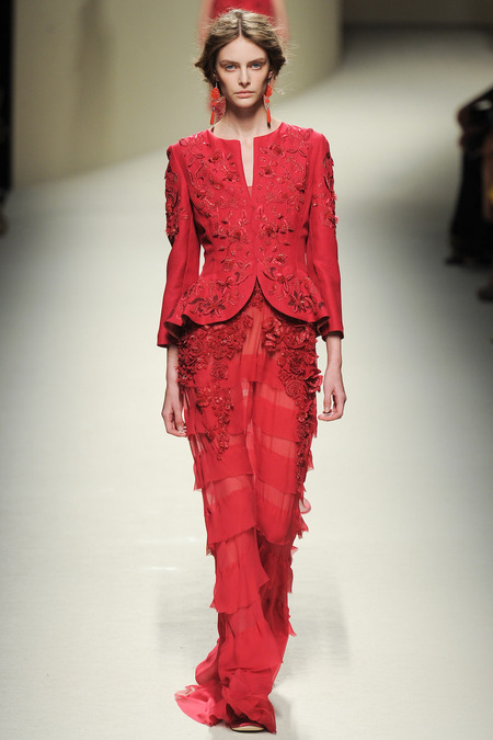 Alberta Ferretti, Spring 2014, Look 45 Photo: Yannis Vlamos/Indigitalimages.com