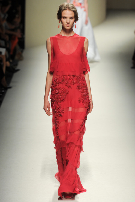 Alberta Ferretti, Spring 2014, Look 46 Photo: Yannis Vlamos/Indigitalimages.com