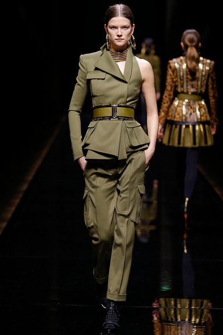 Balmain, Fall/Winter 2014, Look 20 Model: Kasia Struss Photo: Monica Feudi/FeudiGuaineri.com found on www.style.com