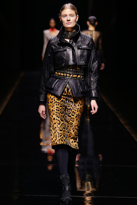 Balmain, Fall/Winter 2014, Look 8 Model: Constance Jablonski Photo: Monica Feudi/FeudiGuaineri.com found on www.style.com