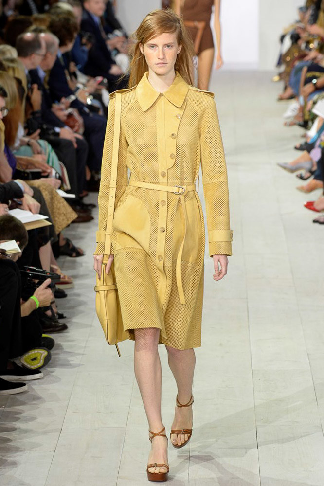 Look 44 Photo: Yannis Vlamos/indigitalimages.com